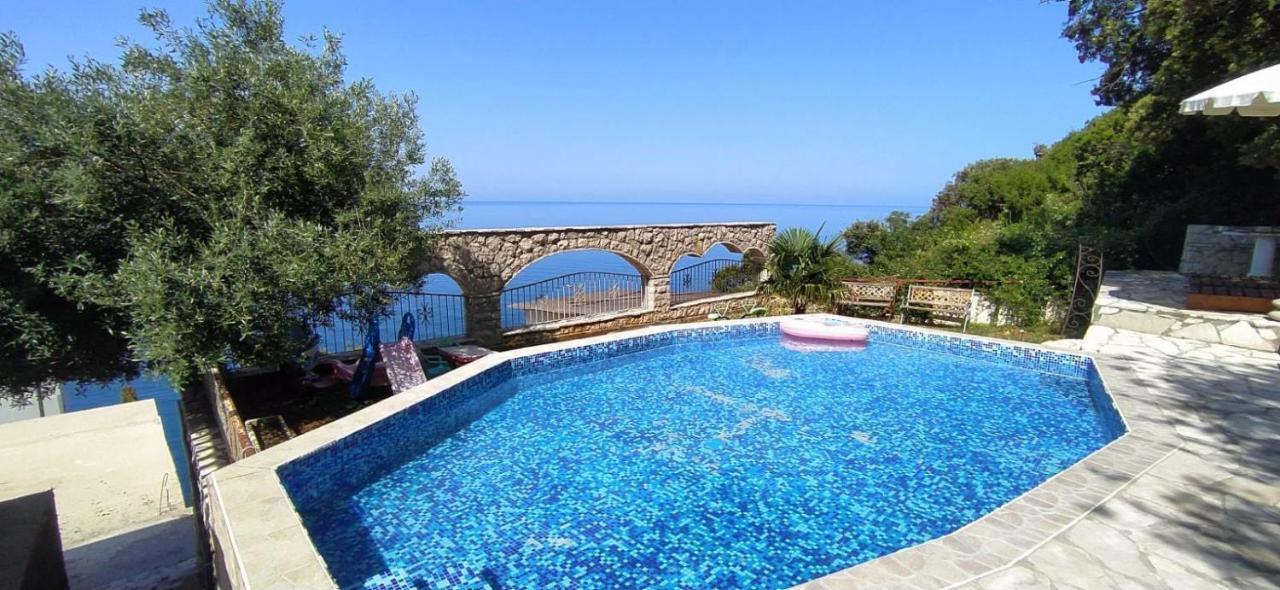Guesthouse Oaza Emi Dobra Voda Exteriör bild