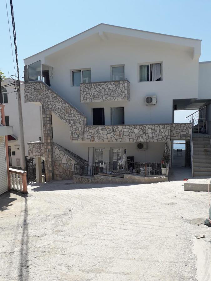 Guesthouse Oaza Emi Dobra Voda Exteriör bild