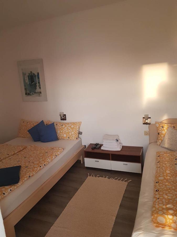 Guesthouse Oaza Emi Dobra Voda Exteriör bild